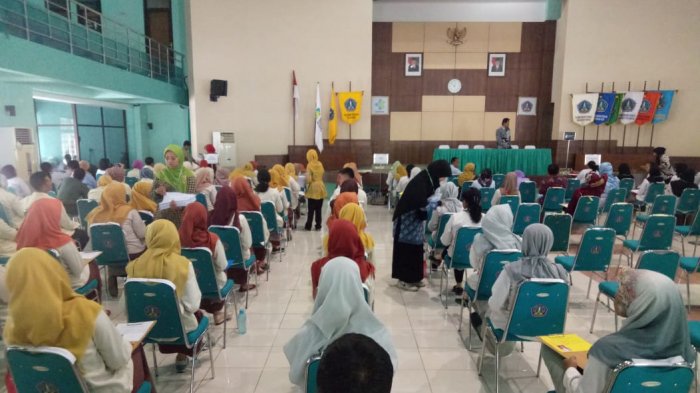 Kompetisi Apoteker